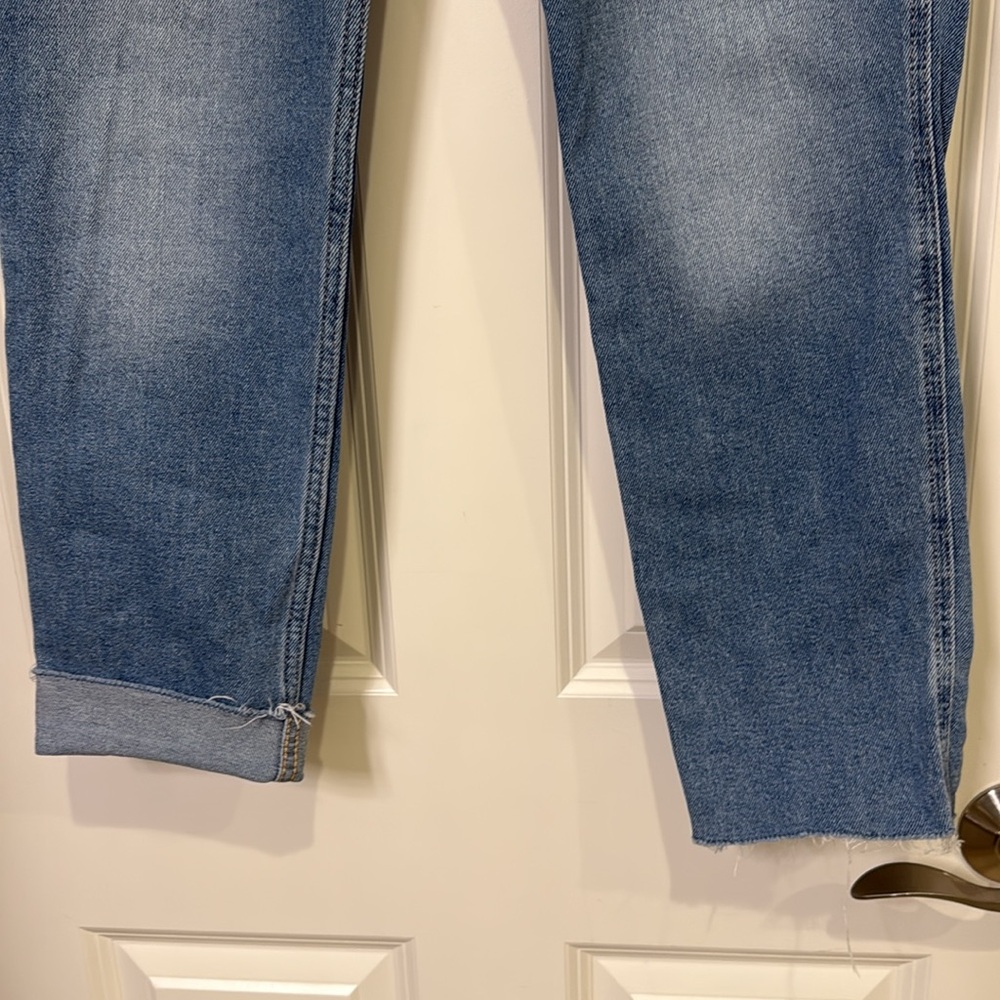 Hollister Mom Jeans - Picture 4 of 5